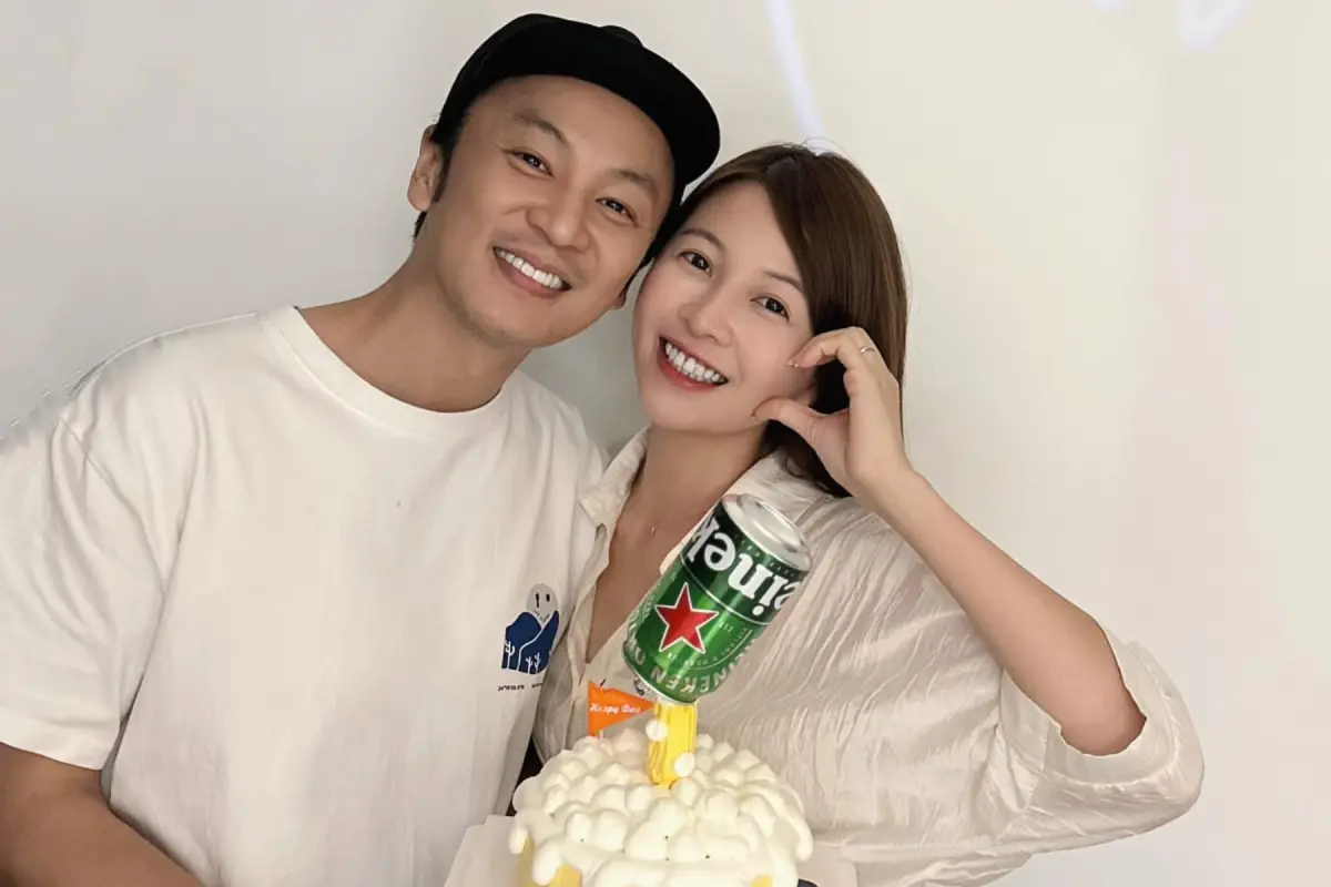 ▲張書偉（左）生日謝京穎替他準備驚喜，讓他直呼「謝謝未來的張太太」，還曬出兩人甜蜜合照。（圖／張書偉臉書）