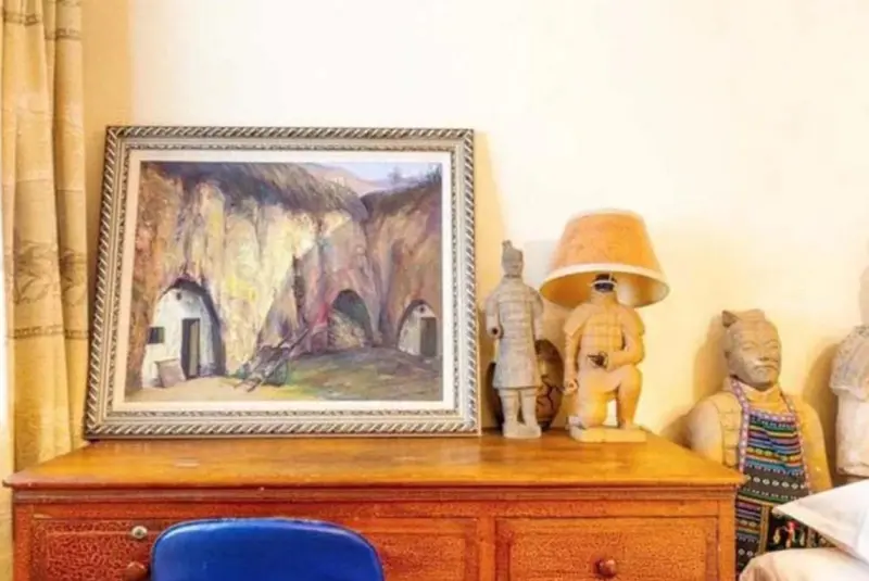 ▲這個獨特的兵馬俑飯店，名為「西安兵馬俑自助公寓」，平均有著7成的入住率，甚至有許多人是為了拍攝影片特地前來。（圖／微博）