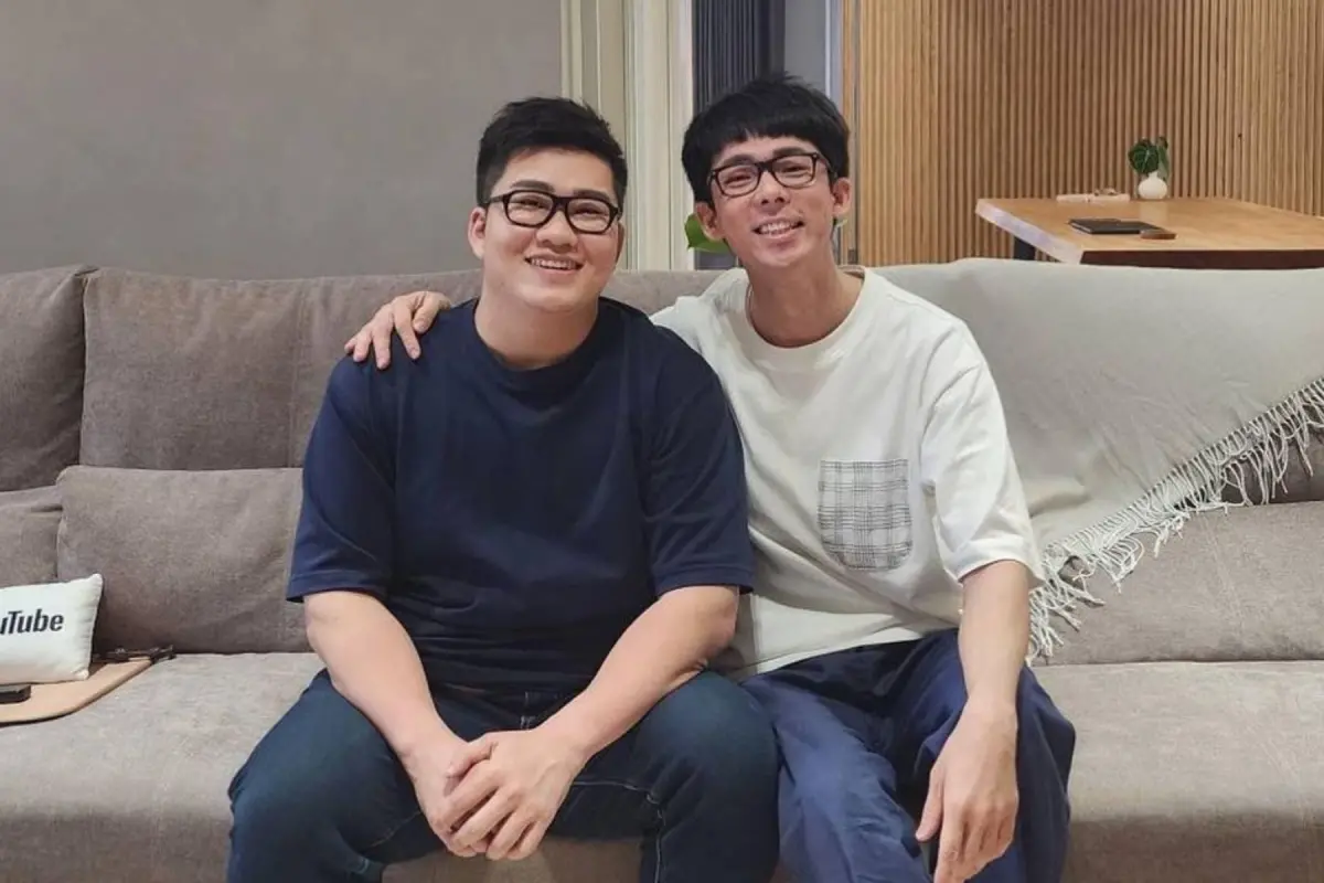 ▲Joeman（左）與阿滴擁有好交情，出事前一天Joeman正和阿滴聚會，同場還有男團偶像孫沁岳。（圖／阿滴IG）