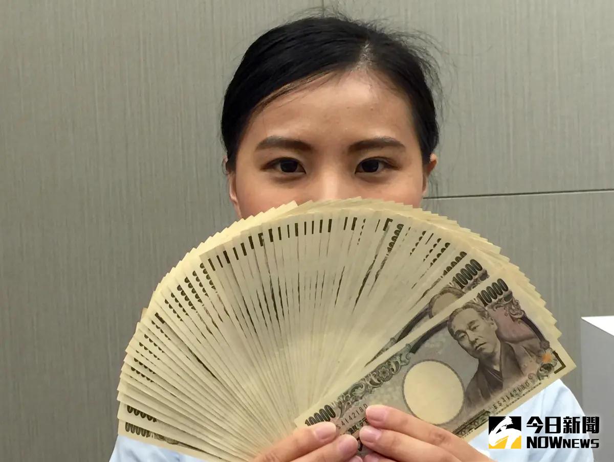 ▲日圓兌美元貶破147，但日圓換匯價卻未見更甜價，專家點出原因並建議有需求就換。（圖／顏真真攝）