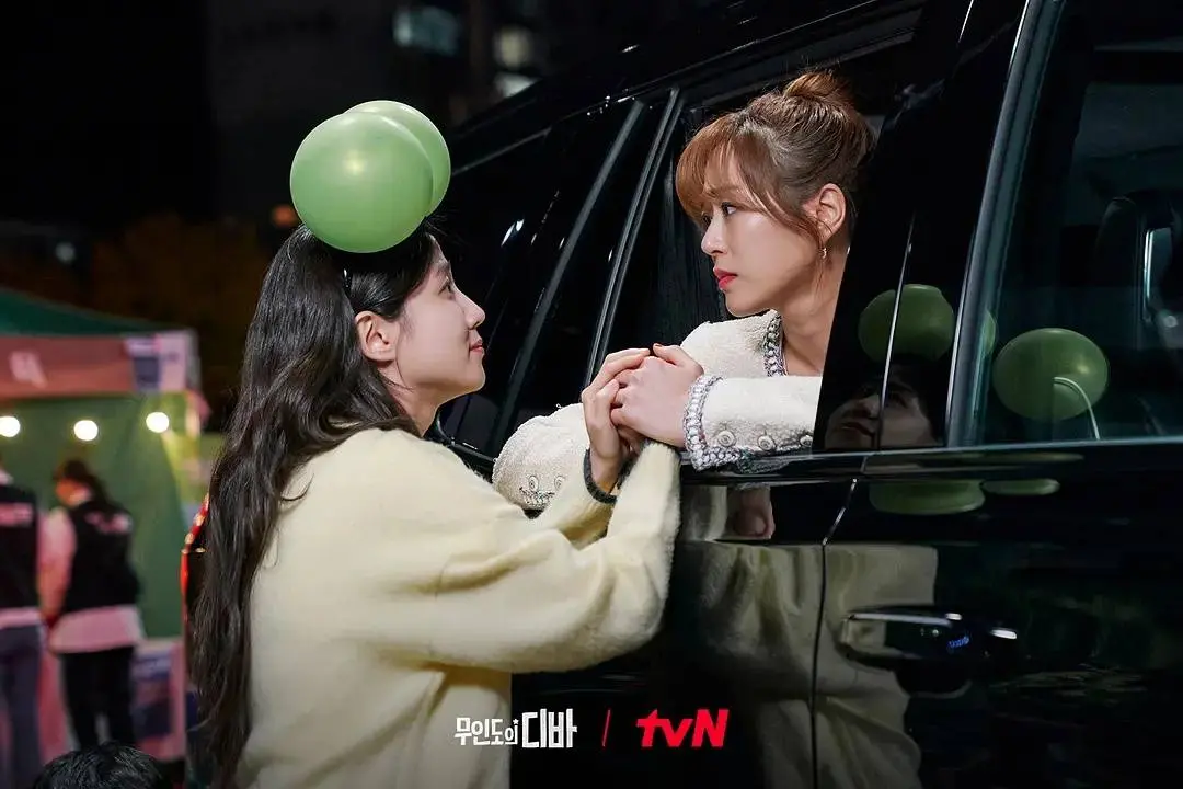 ▲《無人島的 Diva》講述一位懷有抱負的歌手被困在偏遠島嶼15年後重新回歸社會，不顧一切地追尋她成為歌后的夢想。（圖／Netflix）