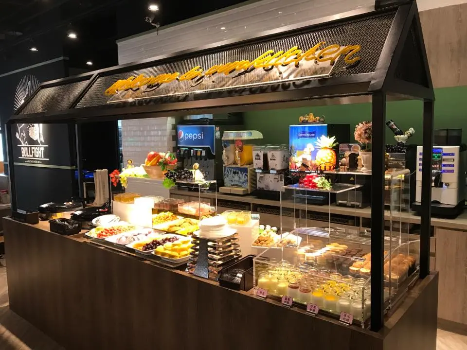 ▲新莊幸福路上披薩吃到飽「鬥牛士義式廚房」，因租約到期結束營業，在地人淚喊「共同回憶沒了！」少一間炸雞、義大利麵無限吃的好店。（圖／翻攝自鬥牛士義式廚房新莊店FB）