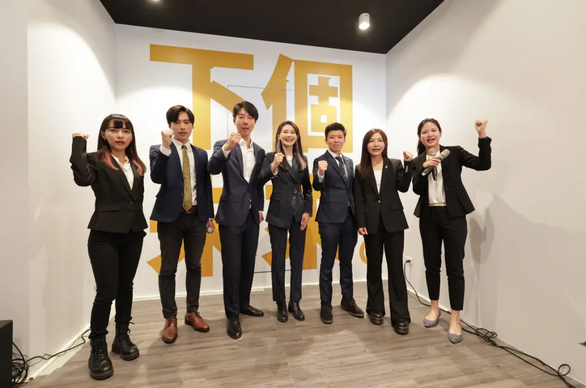 ▲太陽花世代6人組成「這個世代」，期望集結太陽花能量，明年一起前進國會。（圖／這個世代提供）