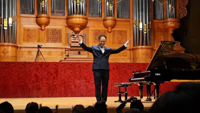 ▲鋼琴家陳瑞斌10月24日舉辦「彩繪人生，天使人生」音樂會，帶來東西方大師作品。（圖／綺想室內樂團提供）
