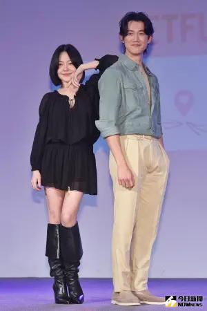 ▲吳慷仁(右)鼓勵小S(左)繼續拍戲當演員。(圖/記者陳明安攝) ▲吳慷仁(右)鼓勵小S(左)繼續拍戲當演員。(圖/記者陳明安攝)