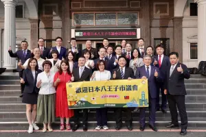 ▲日本八王子市議會於昨（8）日參訪高雄市議會。（圖／高雄市議會提供）