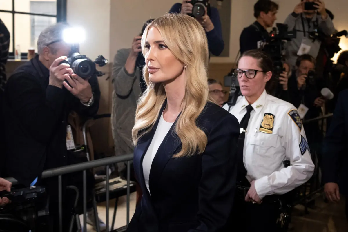 ▲美國前總統川普之女伊凡卡以證人身分出庭，聲稱不記得有關父親涉嫌的民事詐欺案細節。（圖／美聯社／達志影像）