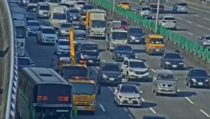 ▲國道1號北26.2k外2線3車事故。（圖／高公局）