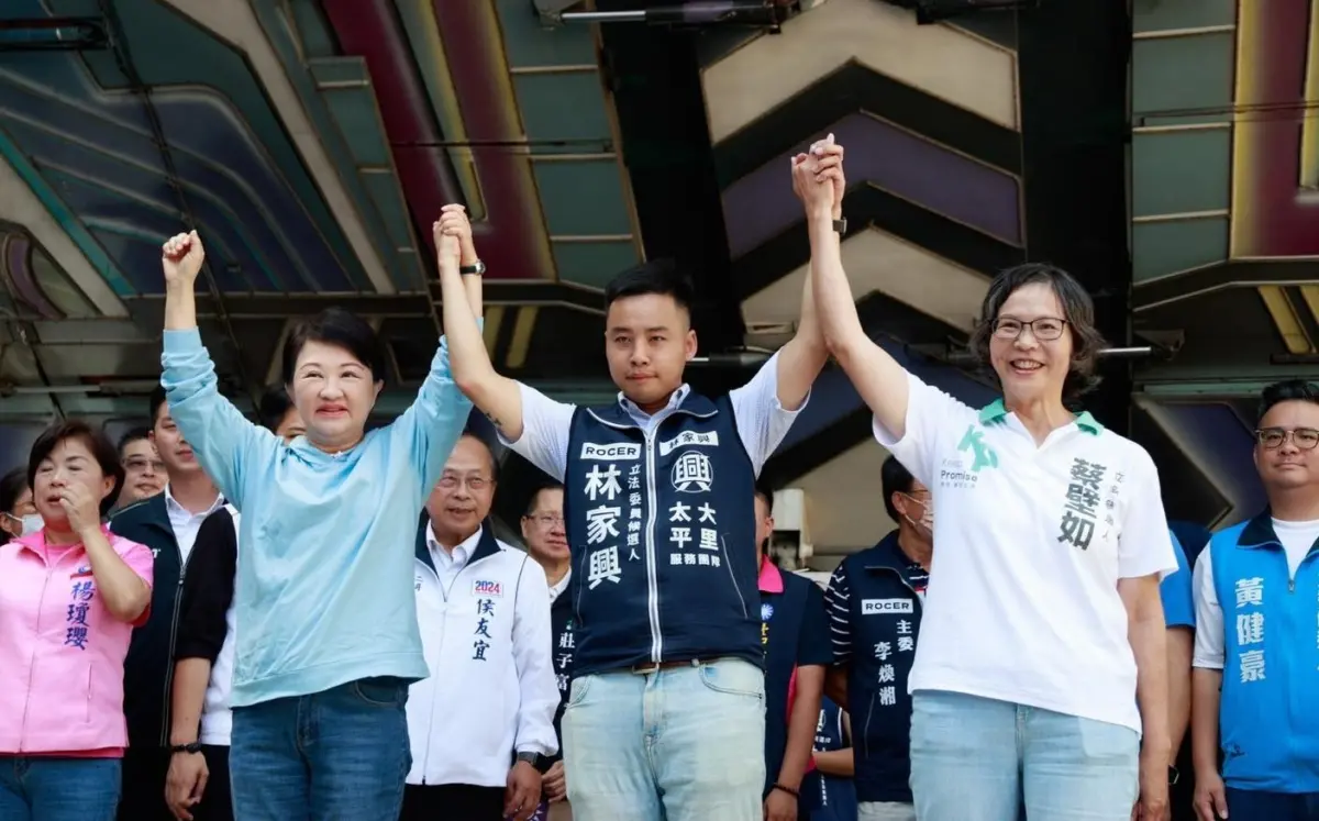 ▲蔡壁如表示立委藍白合已是進行式，但「大人們沒談好，小孩子怎麼一起玩？」（圖／翻攝蔡壁如臉書，2023.11.10）