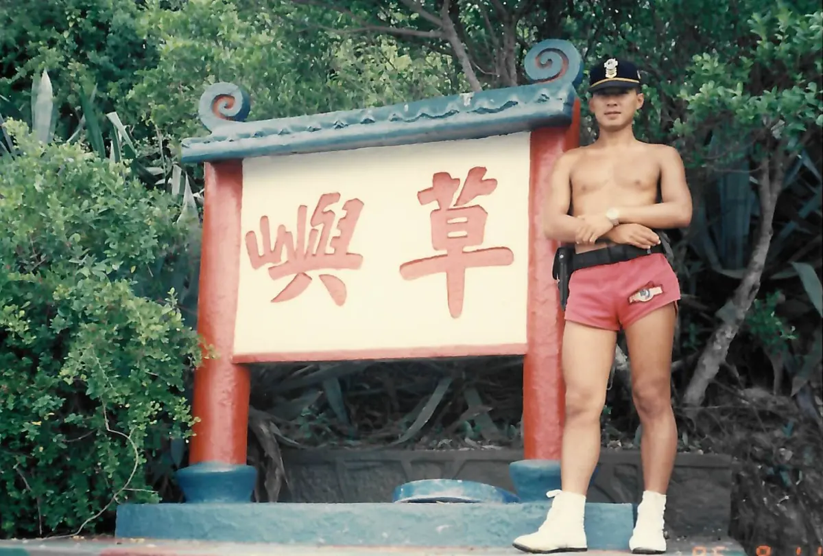 ▲江啟臣曾任海龍蛙兵，年輕時體態精壯，還有六塊肌，令人稱羨。（圖／江啟臣提供）