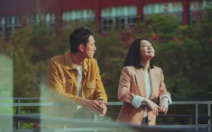 ▲▼小S和吳慷仁在《此時此刻》上演不倫戀。（圖／Netflix提供）