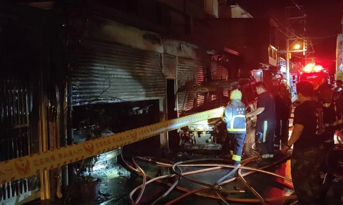 ▲花蓮縣吉安鄉南海三街、一處透天厝民宅發生火警，釀1死3傷悲劇。（圖／民眾提供）