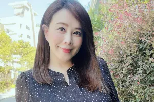 44歲秦綾謙高齡產子!親曝產後症狀「肚子像懷孕6個月」感到焦慮
