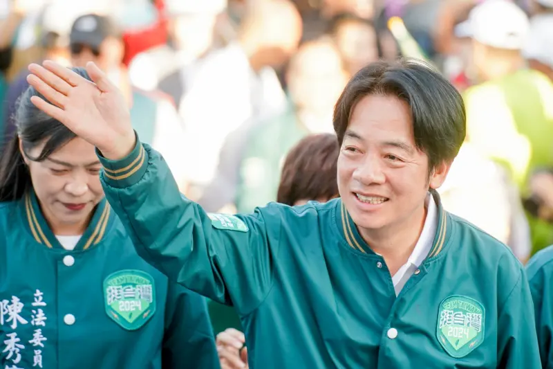 ▲賴清德說,相較於其他參選人,他當總統是戰爭風險最低。(圖/立委黃秀芳提供,2023.11.12)