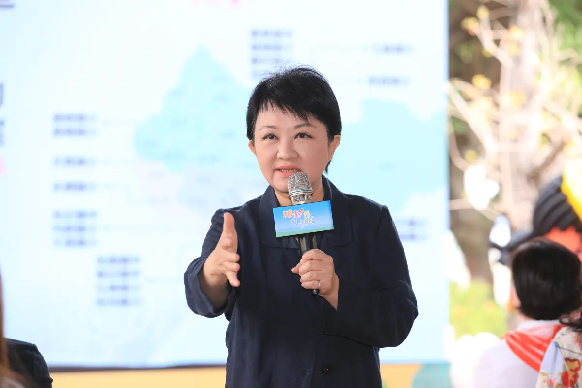 ▲台中市長盧秀燕致詞時強調「資深、有經驗又強悍的委員，補助款就會要很多」。（圖／台中市政府提供，2023.11.13）