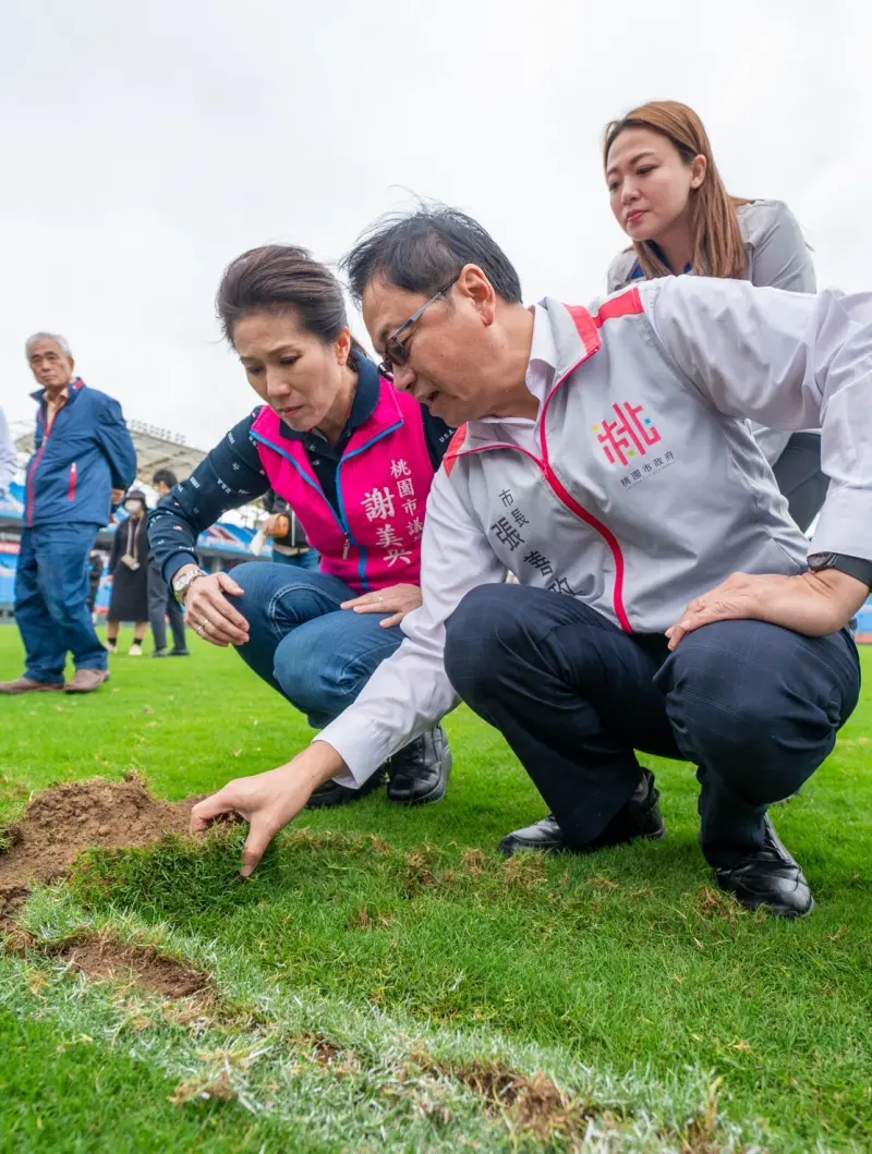 ▲張善政表示,本次優化修繕工程由市府、樂天球團與中央三方合作,初估所需工程經費約新臺幣1.2億元。(圖/桃園市政府提供)
