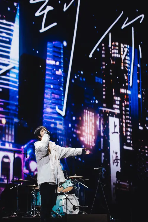 ▲五月天在上海舉行「好好好想見到你」演唱會，第二場邀來蕭秉治擔任嘉賓。（圖／相信音樂提供）