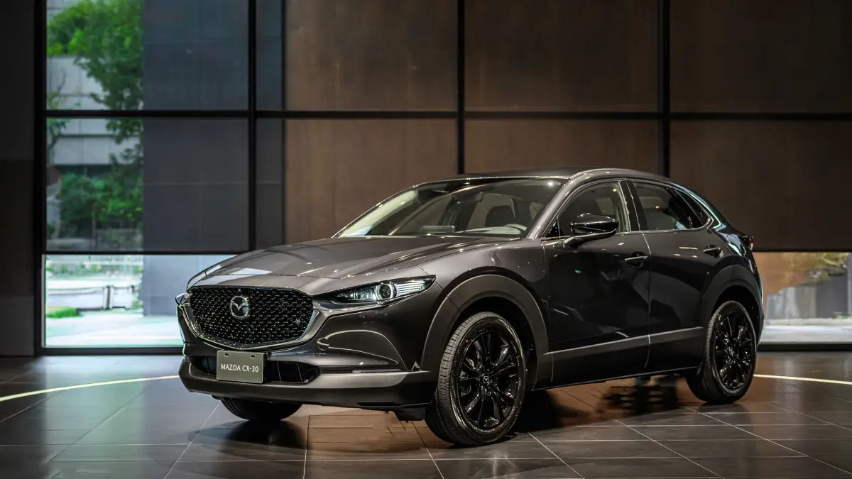 ▲配備增列續戰！Mazda 24 年式 CX-30 93.8 萬起上市