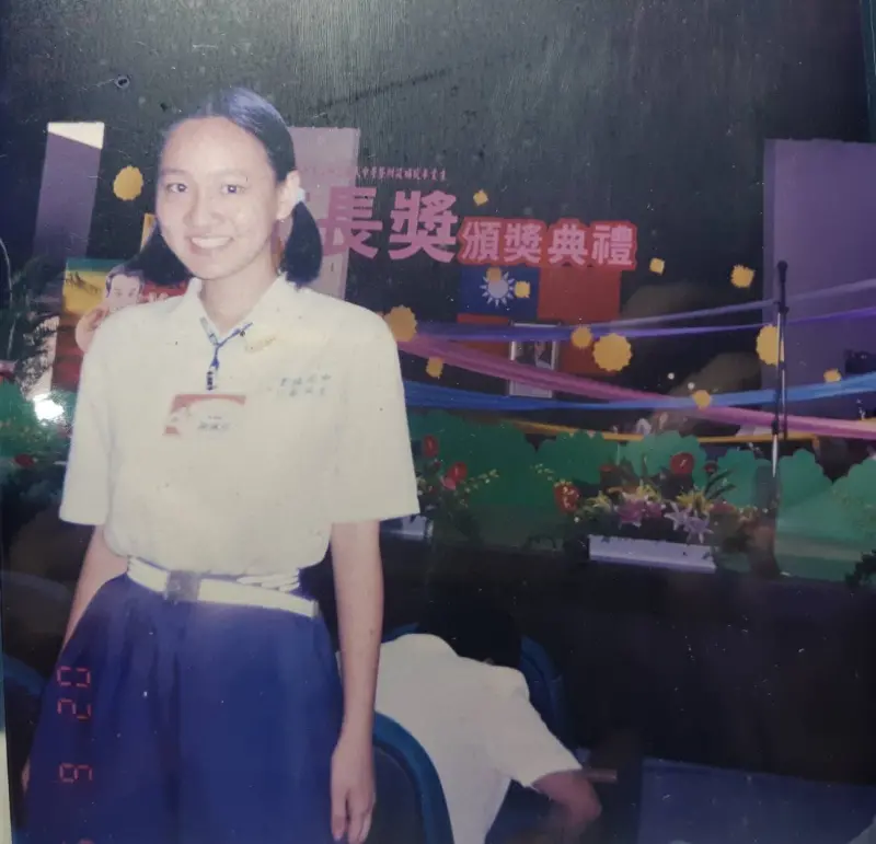 ▲謝佩芬從小品學兼優，如今再度挑戰艱困選區，要以「一百芬」的精神為民進黨在中山、北松山開疆闢土。（圖／謝佩芬提供）