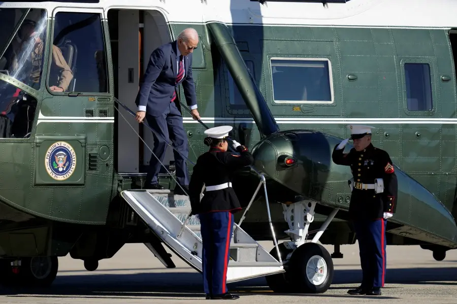▲國際社會矚目的拜習會，將在舊金山APEC峰會期間登場，拜登當地時間14日啟程前往舊金山。（圖／美聯社／達志影像）