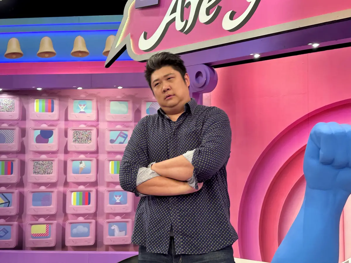 ▲哈孝遠認了和姊姊自從「姑媳大戰」後就沒再聯絡，媽媽也不管，全家各玩各的。（圖／記者黃盈容攝）