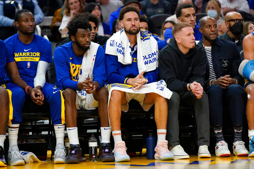 ▲Draymond Green遭到聯盟禁賽，Klay Thompson、Andrew Wiggins低迷，金州勇士可能面臨改組。（圖／美聯社／達志影像）