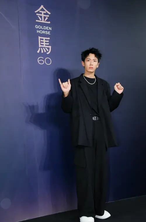 ▲柯震東帥氣亮相《不夠善良的我們》金馬影展首映記者會。(圖/金馬執委會) ▲柯震東帥氣亮相《不夠善良的我們》金馬影展首映記者會。(圖/金馬執委會)