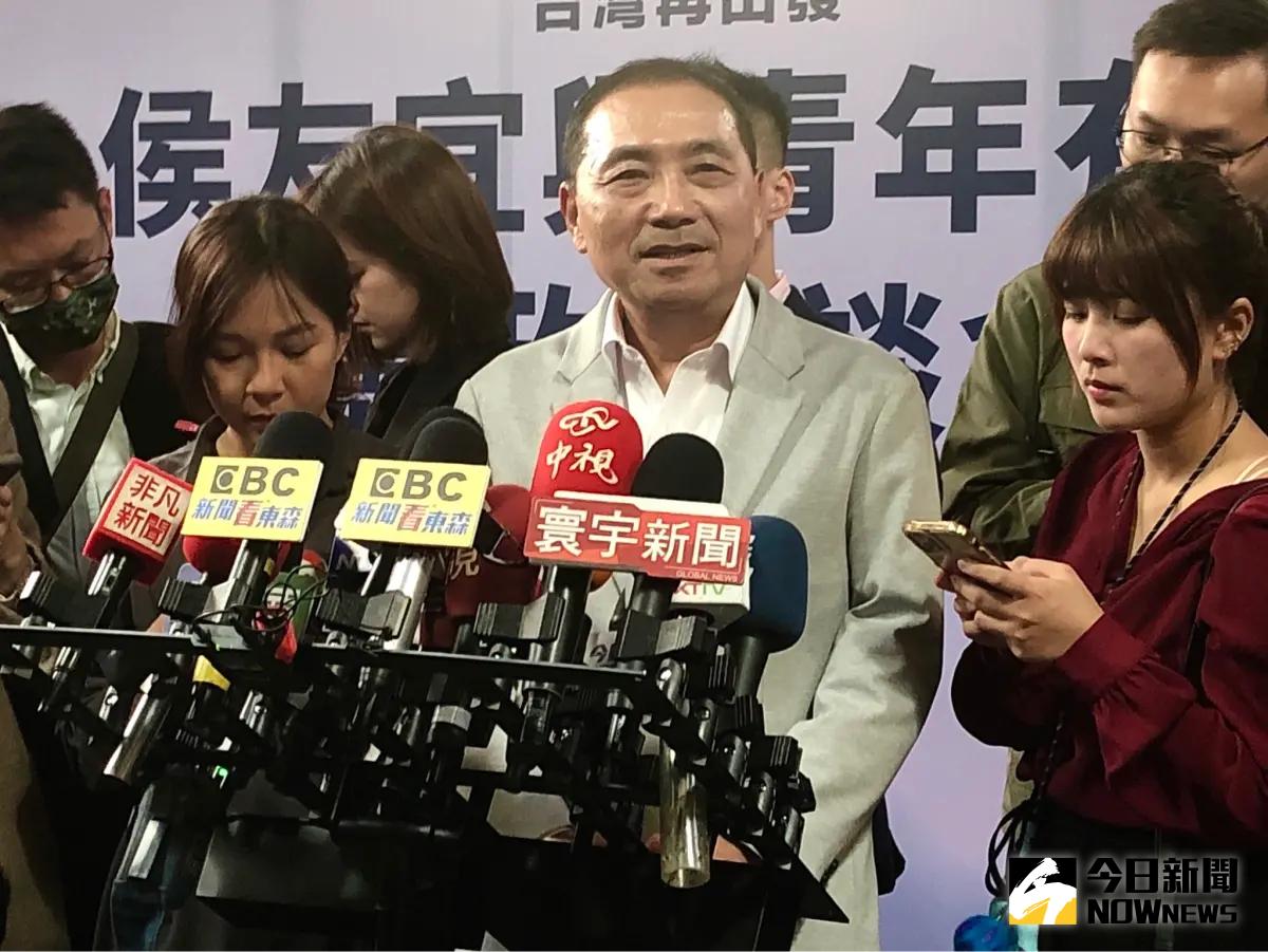▲明日就要公布正副搭配組合，侯友宜表示，就按著協議往前走。（圖／記者嚴俊強攝，2023.11.17）
