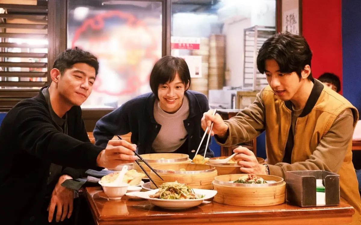 ▲很難做類型定位的2023年度壓軸神劇：《美食無間》，擁有火星撞地球般腦洞大開的反骨設定，開啟高潮迭起、火花四射的劇情故事。（圖／發起日影業）
