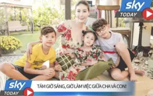 ▲越南電視台為了她推出「東南亞第一貴婦的私生活」節目，她分享早上會和子女同樂。（圖／翻攝自臉書）