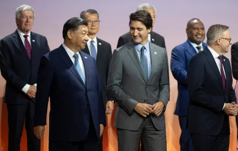 也被問習近平是獨裁者嗎？加拿大總理不跳坑：中國不是民主國家