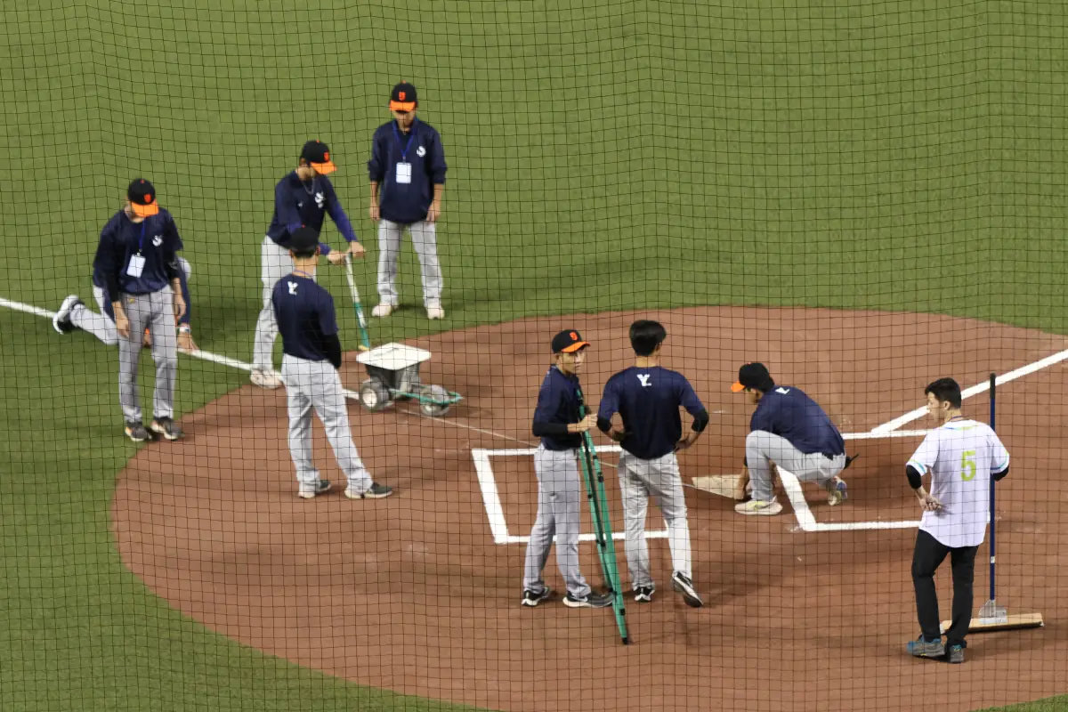 ▲台北大巨蛋今（18日）舉辦預備賽，首度開放觀眾進場。（圖／記者陳明中攝）