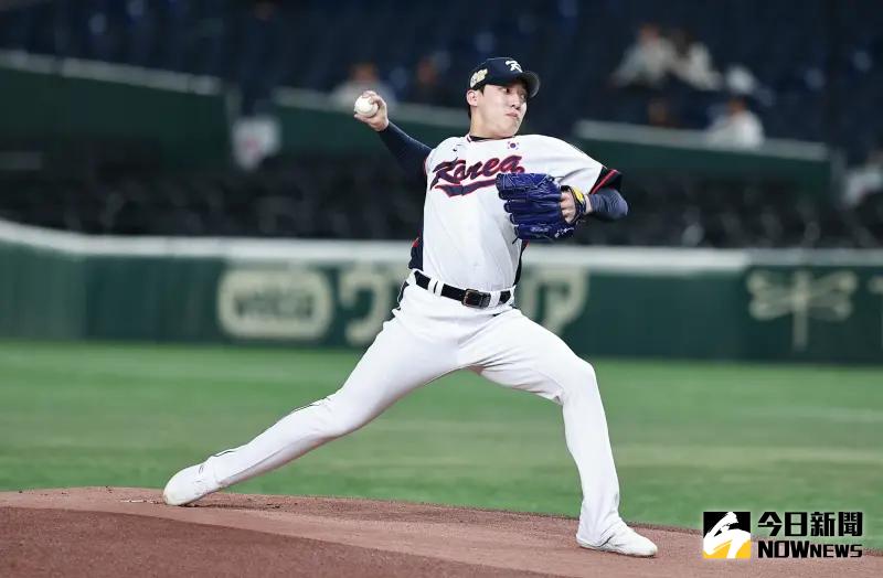 ▲韓國棒球委員會（KBO）於15日正式向WBC組織委員會提交選手更換申請，原定擔綱先發重任的三星獅王牌右投元兌仁（Won Tae-in），因肘部傷勢遺憾宣布退出國家隊。（圖／記者葉政勳攝 , 2023.11.18）