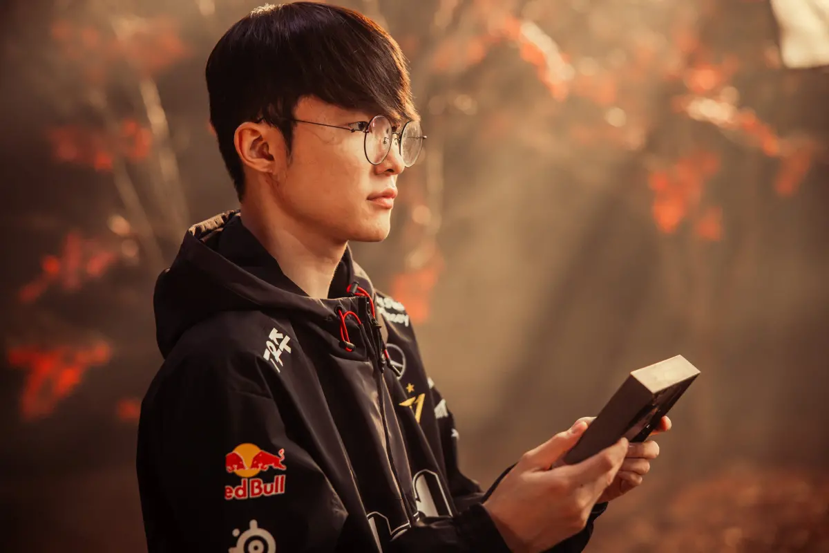▲LCK老牌勁旅T1以3：0擊敗來自LPL的WBG戰隊奪冠，明星中路選手「Faker」李相赫拿下個人生涯第4冠。（圖／取自LOL推特）