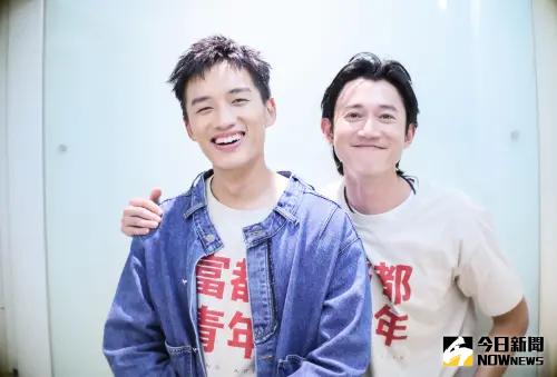 《富都青年》吳慷仁(右)、陳澤耀主演兄弟檔專訪。(圖/記者鄭孟晃攝影) ▲《富都青年》吳慷仁(右)、陳澤耀主演兄弟檔專訪。(圖/記者鄭孟晃攝影)