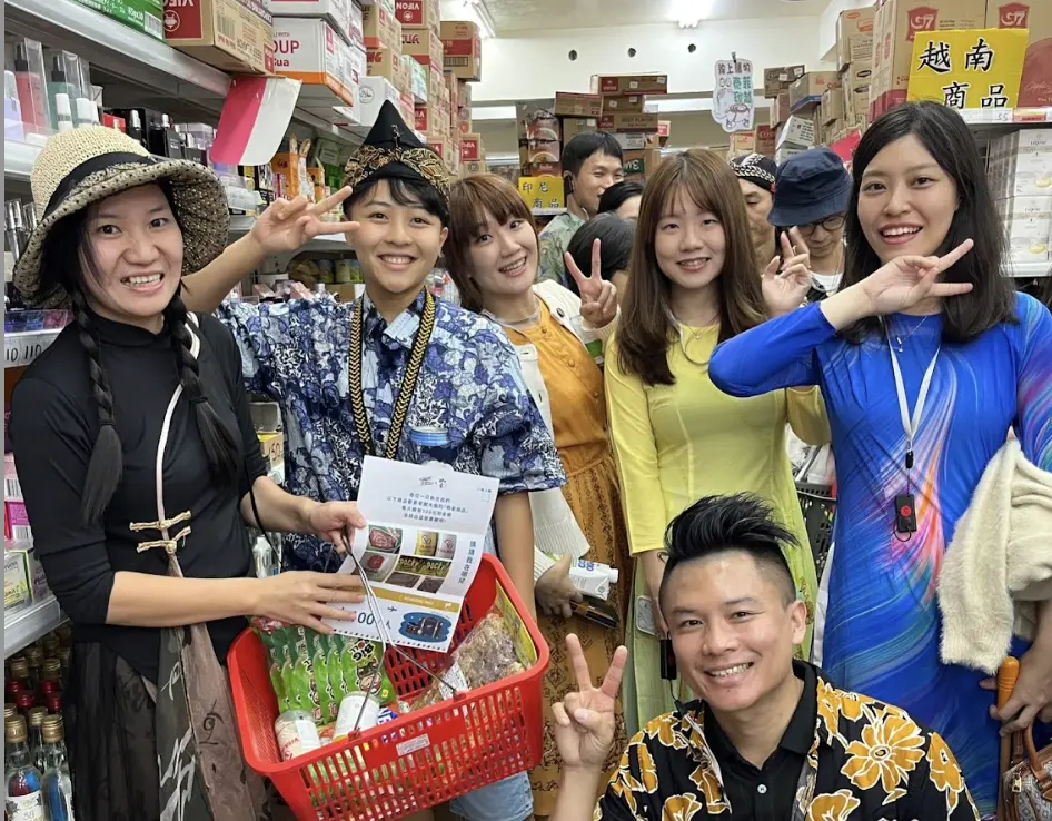 ▲一群新住民舉辦「桃園微旅行」活動，東南亞商店闖關遊戲讓民眾留下深刻印象。（圖／由米整合行銷提供）