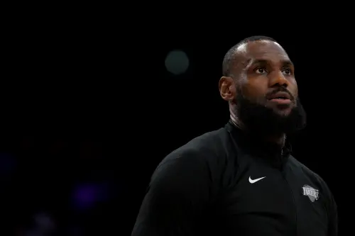 NBA／不給面子！詹皇跨界評NFL　卻被鋼人球星反嗆：少管美式足球
