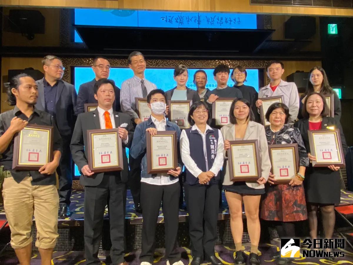 ▲台中市15家旅館通過低碳認證今授證，15家旅館不僅響應節能減碳，也因此年節省逾500萬元電費。（圖／記者金武鳳攝，2023.11.20)