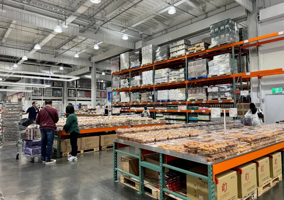 ▲好市多「黑色購物週」第2天必買商品，一連7天推出超過300款折扣商品。（圖／記者鍾怡婷攝）