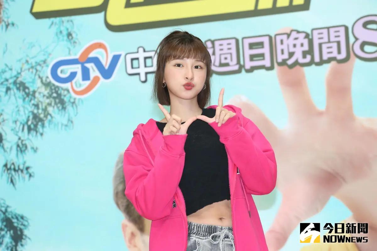 ▲峮峮說她不擔心「接班人」冼迪琦，反而還大讚對方超可愛，結果峮峮還坦承，其實她和林襄完全不熟，直到那次去日本工作後才有所交集。（圖／記者吳翊緁攝影）