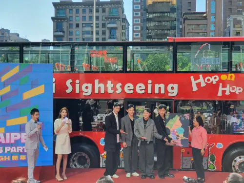 台北市觀傳局今天公布跨年晚會最終卡司。 ▲台北市觀傳局今天公布跨年晚會最終卡司。(圖/記者邱新博攝,2023.11.22)