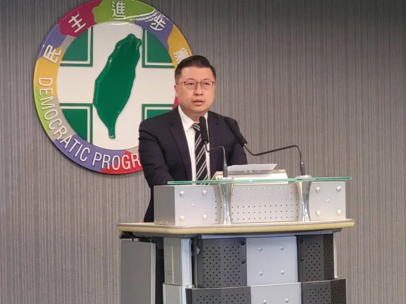 國民黨批台獨　綠反擊假議題「依循憲法、兩岸人民關係條例」