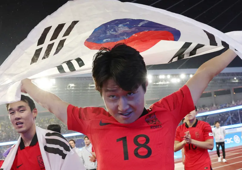 ▲世界盃資格賽C組賽事，中國大陸在比賽中以0:3不敵韓國隊，賽後還被外界場上批評動作太多，裡子和面子雙輸。（圖／美聯社／達志影像）