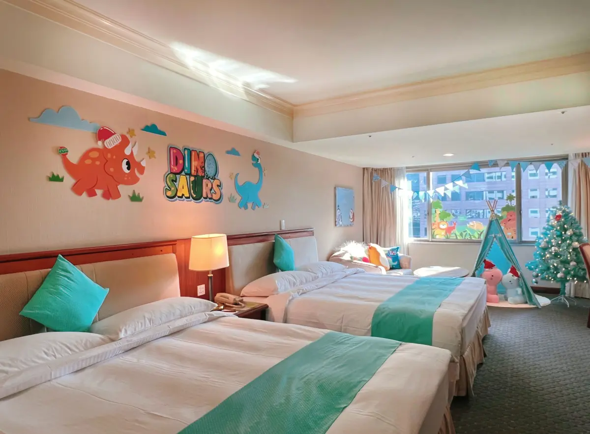 ▲台中長榮桂冠酒店迎接耶誕節，推出6款耶誕主題房，濃濃耶誕味讓人很想每間住住看。（圖／台中長榮桂冠酒店提供）