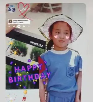 ▲宋慧喬童年照被造型師出賣,相當稚嫩可愛。(圖/宋慧喬IG) ▲宋慧喬童年照被造型師出賣,相當稚嫩可愛。(圖/宋慧喬IG)