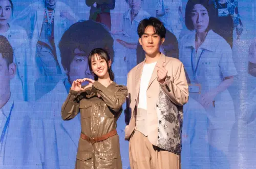 邱偲琹情斷小2歲郭方儒！昔喊27歲想婚　甜熱戀韓國歐巴賣場放閃
