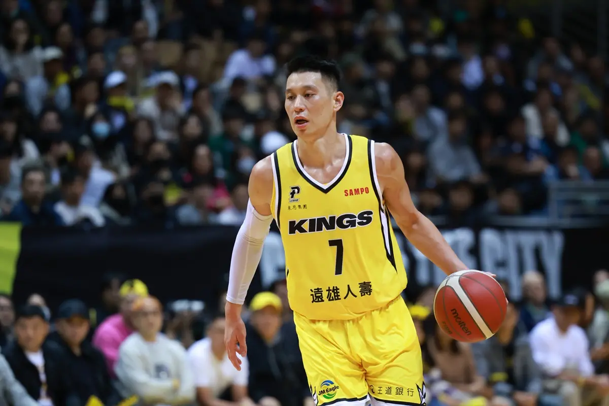 ▲新北國王球星林書豪對戰老東家高雄17直播鋼鐵人隊，全場拿下16分，帶領球隊取得開季6連勝。（圖／新北國王球團提供）