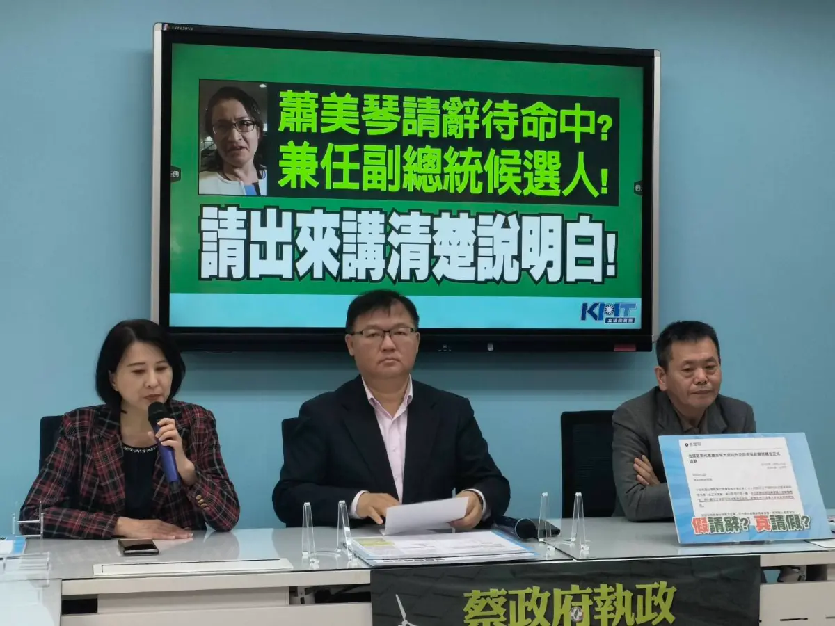 ▲國民黨立委王鴻薇（左一）說，民調顯示「侯康配」直追「賴蕭配」。（圖／國民黨提供）