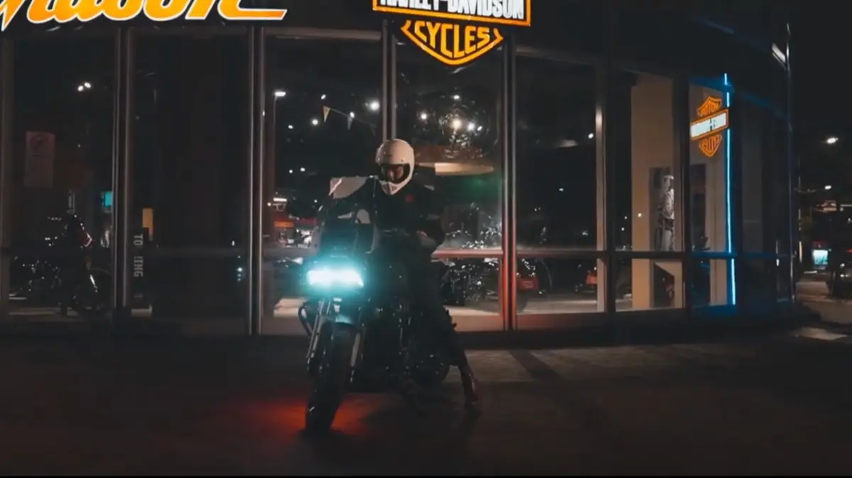 ▲入圍決賽的王一樵團隊作品，以「勇於挑戰自我極限」為一種潮，拍攝出潮的態度。（圖／記者陳美嘉翻攝）