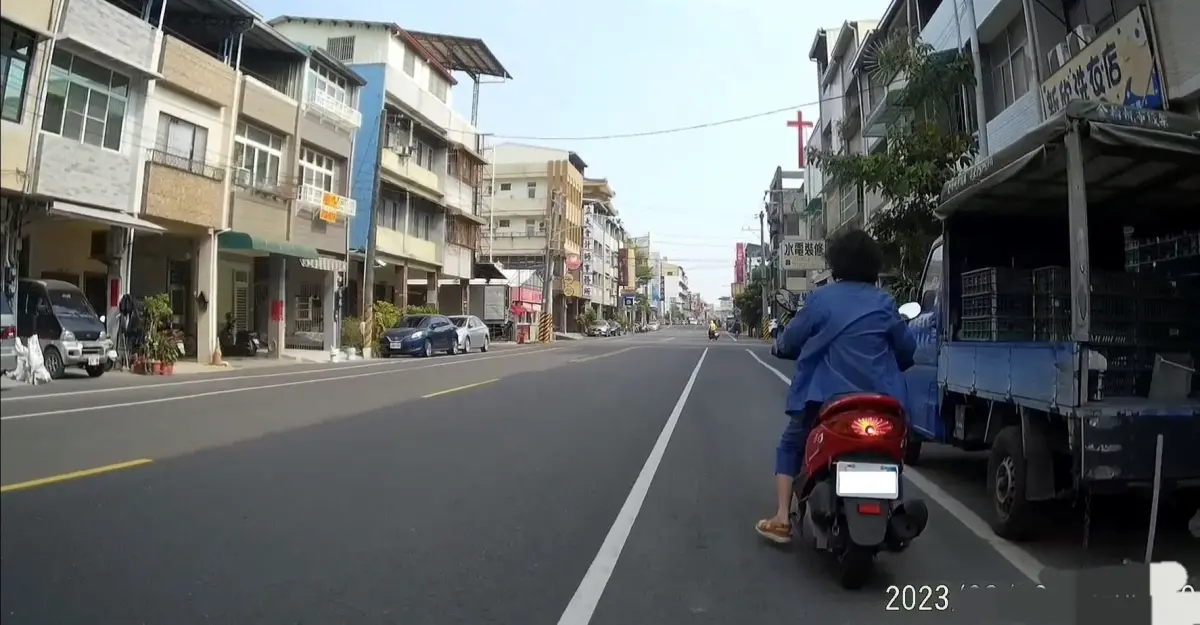 ▲立法院今（14）日三讀修正通過「道路交通管理處罰條例」部分條文，10項微罪不檢舉中，保留未戴安全帽。（圖／屏東警方提供）